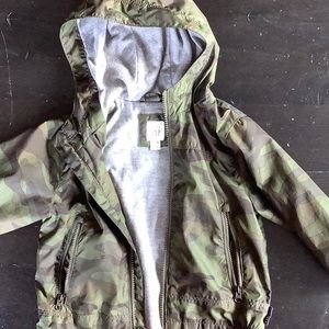 Gap Cammo Windbreaker